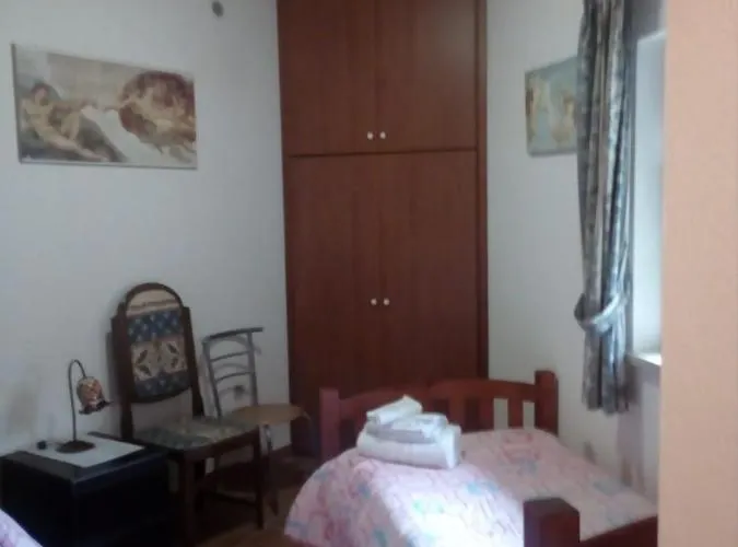 Trinacria Nocleg ze śniadaniem 3*